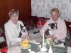 Boston Terrier Foto: Estrella und Bully bei der Weihnachtsfeier (ID 17260) Boston Terrier Hund