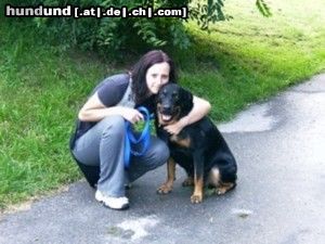 Rottweiler Hunde Foto 15813 in höherer Auflösung ansehen Rottweiler Mama und Kind ;-)